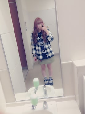 「Candy Stripper（キャンディストリッパー）の【AYAMO×Candy Stripper】SPIT THE GUM LINE SOCKS（ソックス/靴下、ホワイト系）」を使った、みくぴすさん（レディース・159cm）の春コーディネート