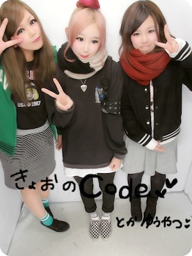 「VANS（バンズ）のアイテム（スニーカー、ホワイト系）」を使った、みくぴすさん（レディース・159cm）の春コーディネート