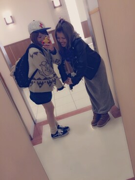 「VANS（バンズ）のVANS OLD SKOOL（スニーカー、ブラック系）」を使った、みくぴすさん（レディース・159cm）の春コーディネート