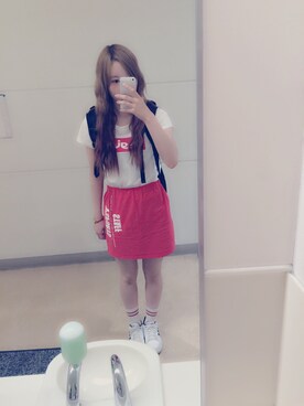 「X-girl（エックスガール）の【mini3月号掲載】X-girl×NEW ERA RUCKSACK（バックパック/リュック、ブラック系）」を使った、みくぴすさん（レディース・159cm）の秋コーディネート