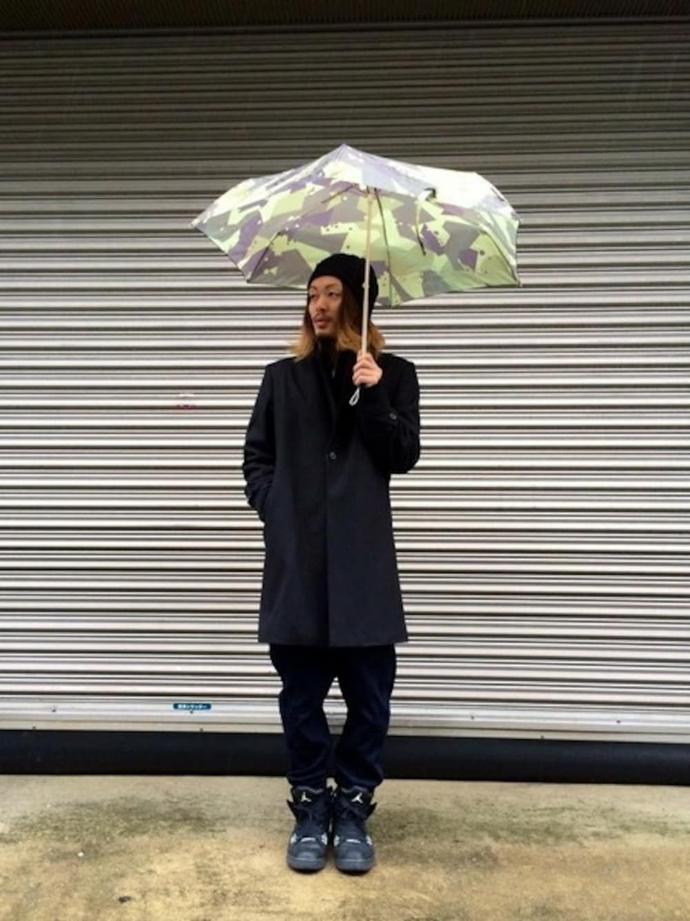 「WE」｜「L.H.PのLHP/エルエイチピー/DANKESCHON/ダンケシェーン/ケーブルニットCAP（ニットキャップ/ビーニー、ブラック系）」を使った、kazuya muraiさん（メンズ・170cm）の秋コーディネートの1枚目の写真