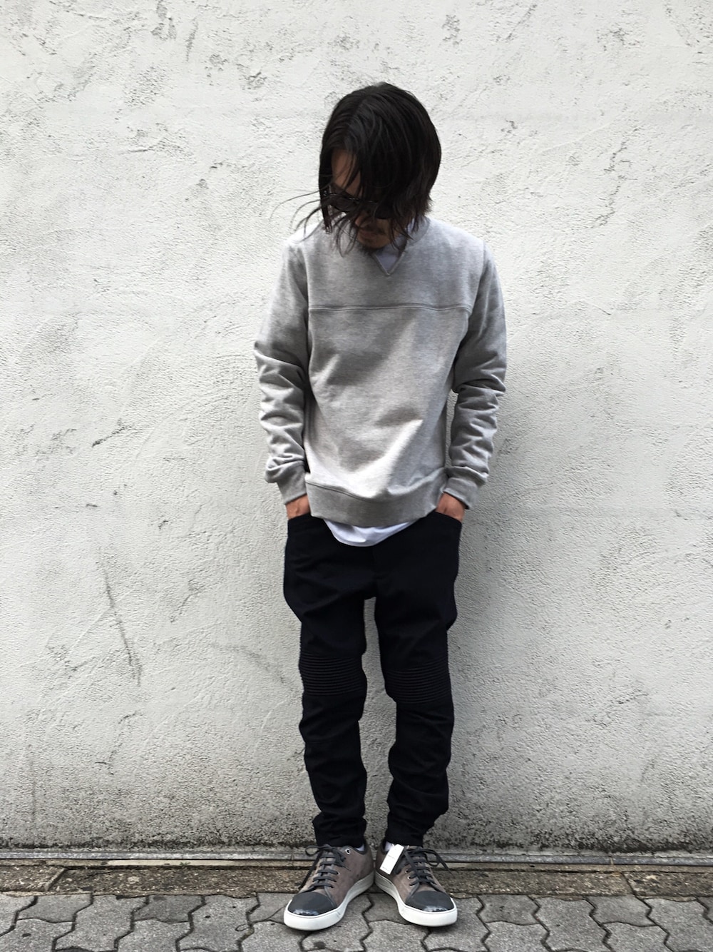 「ラフ、ゆるコーデ、秋コーデ、08sircus、LANVIN、スポーツの秋、ストリート、Japan、LHP名古屋」｜「TONSUREのアイテム（スウェット、グレー系）」を使った、kazuya muraiさん（メンズ・168cm）の夏コーディネートの1枚目の写真