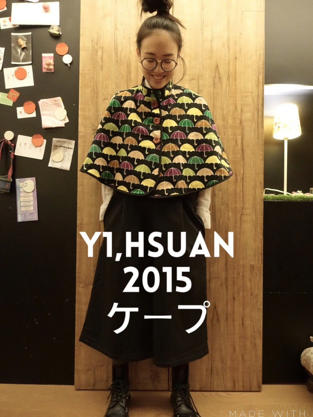「傘、連身褲」｜「y1,hsuanのアイテム（ストール/ショール、その他）」を使った、Yihsuan Chaoさん（レディース・160cm）の秋コーディネートの1枚目の写真