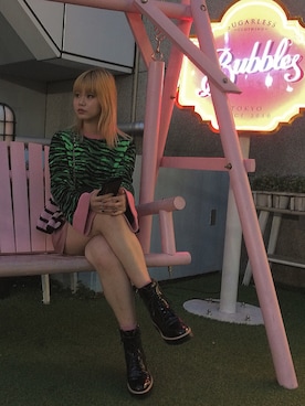 「H&M（エイチ・アンド・エム）のアイテム（ニット/セーター、グリーン系）」を使った、yuiさん（レディース・167cm）の秋コーディネート