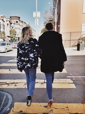 「Manolo Blahnik（マノロ・ブラニク）のアイテム（パンプス）」を使った、Haleyさん（レディース・160cm）の秋コーディネート