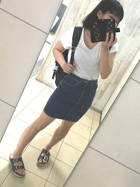 「Vネック」｜「アイテム（PC・スマホグッズ/家電）」を使った、ちょす子さん（レディース・152cm）の秋コーディネート