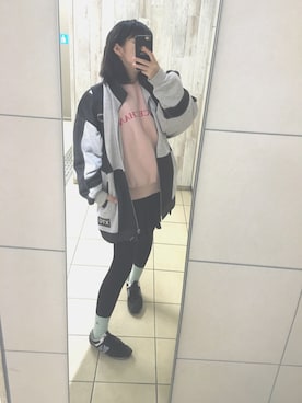「PUMA（プーマ）のアイテム（その他アウター）」を使った、ちょす子さん（レディース・152cm）の秋コーディネート