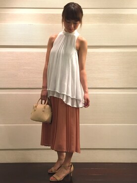 「NANO universe（ナノユニバース）のランダムプリーツパンツ（その他パンツ）」を使った、NANO・UNIVERSE LIBRARY 新宿 STAFFさん（レディース・160cm）の夏コーディネート