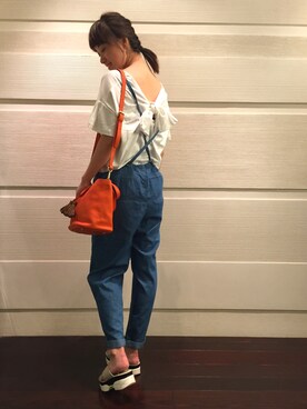 「アイテム（トートバッグ、オレンジ系）」を使った、NANO・UNIVERSE LIBRARY 新宿 STAFFさん（レディース・160cm）の夏コーディネート