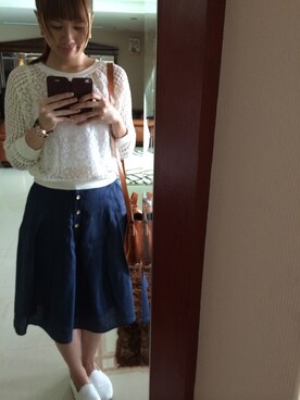 「skirt」｜「アイテム（アナログ腕時計）」を使った、Aenie Wongさん（レディース・170cm）の秋コーディネート