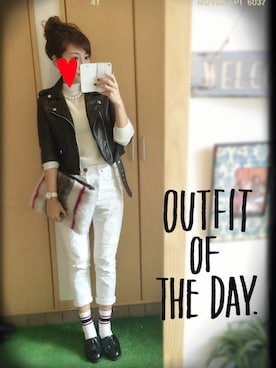 「アイテム（クラッチバッグ、グレー系）」を使った、ku.bomiさん（レディース・156cm）の冬コーディネート