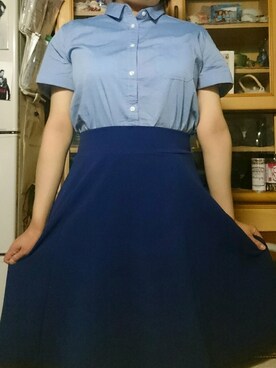 「GU（ジーユー）のアイテム（スカート、ブルー系）」を使った、海音さん（レディース・156cm）の夏コーディネート