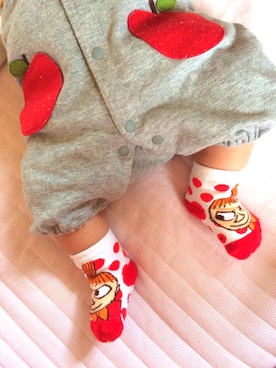 「ベルメゾンのアイテム（ロンパース、グレー系）」を使った、arisana☺︎さん（キッズ・110cm）の冬コーディネート