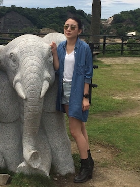 「ダンガリーシャツ」｜「アイテム（腕時計）」を使った、sarahnishimuraさん（レディース・161cm）の夏コーディネート