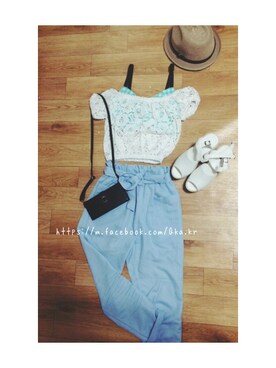 「qkastyleのアイテム（ブーティ、ホワイト系）」を使った、Qkastyleさん（レディース・160cm）の春コーディネート