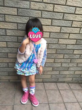 「fafa（フェフェ）のアイテム（パンツ）」を使った、fusaさん（キッズ・100cm）の秋コーディネート