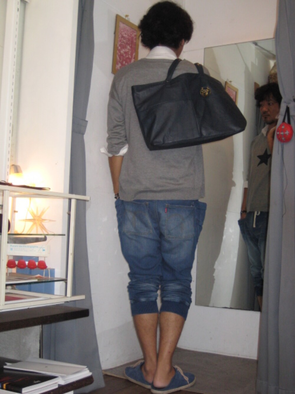 「トートバッグ、glamb、レザーバッグ、glamb(glamb)、iroquois、shama」｜「glambのGLAMB//Nelson pants（その他パンツ、ブルー系）」を使った、TakaMさん（メンズ・173cm）の夏コーディネートの1枚目の写真