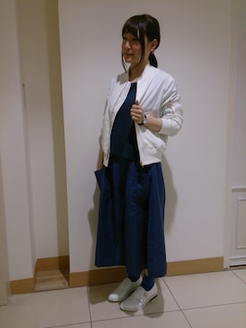 「ドッキング」｜「アイテム（ブルゾン）」を使った、KATAさん（レディース・152cm）の冬コーディネート