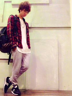 「スウェット×シャツ」｜Taiyouさん（メンズ・170cm）の秋コーディネート