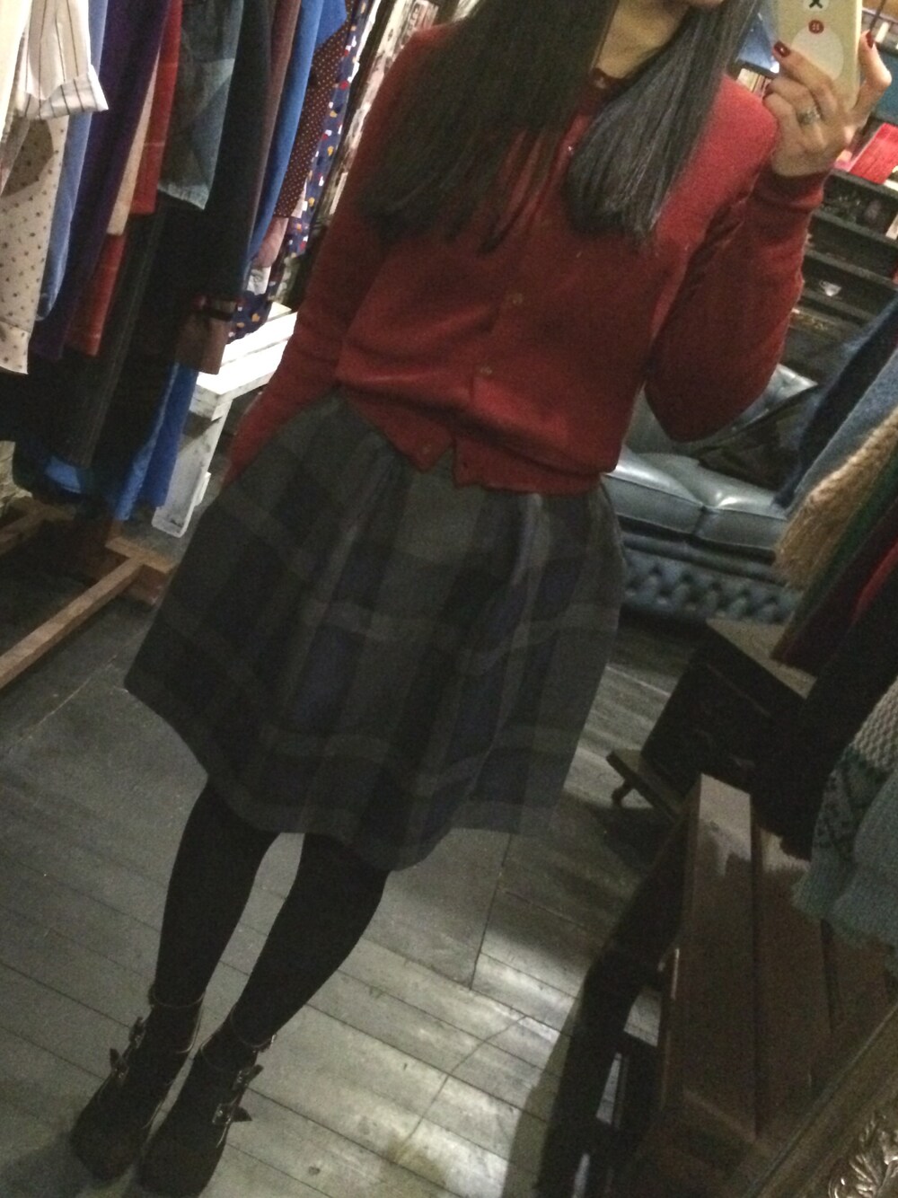 LULU｜Vivienne Westwood red labelのスカートを使ったコーディネート  