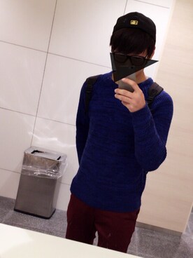 「WEGO（ウィゴー）のアイテム（ニット/セーター、ブルー系）」を使った、雄斗さん（メンズ・180cm）の冬コーディネート