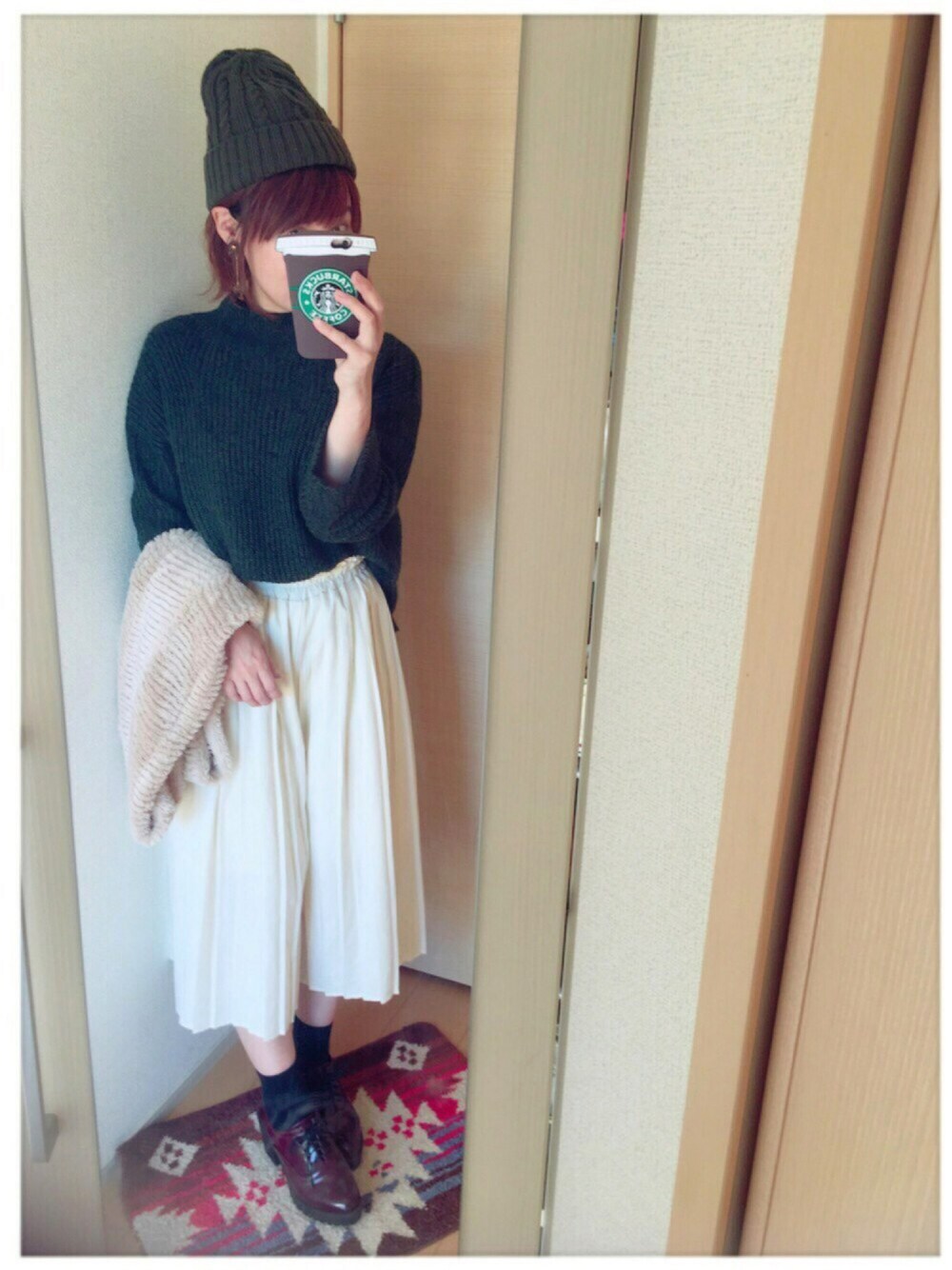 「おしゃれ好き変態部、ガーリー集団、sainokuni、バナナぶ、プチプラ、GU」｜「友達のハンドメイド✨のアイテム（ピアス（両耳用）、ブラウン系）」を使った、☺︎キミ☺︎さん（レディース・155cm）の秋コーディネートの1枚目の写真