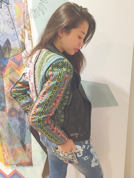 「Desigual（デシグアル）のアイテム（ライダースジャケット）」を使った、Christina さん（レディース・161cm）の夏コーディネート