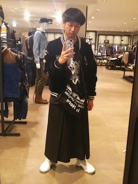 「袴パンツ」｜「アイテム（その他アウター）」を使った、hiromuckさん（メンズ・164cm）の秋コーディネート