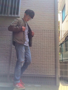 「Acne Studios（アクネストゥディオズ）のアイテム（ミリタリージャケット）」を使った、yasuさん（メンズ・174cm）の春コーディネート