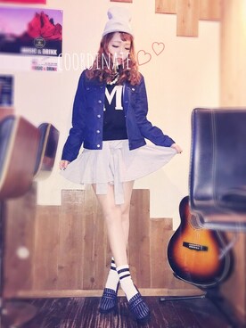 「ロゴニット」｜「アイテム（デニムジャケット）」を使った、marinaさん（レディース・164cm）の冬コーディネート