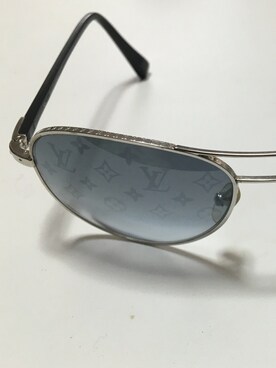 Louis Vuitton ルイヴィトン のサングラス ブルー系 を使ったメンズ人気ファッションコーディネート 季節 12月 2月 Wear