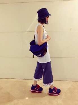 「アイテム（ボディバッグ/ウエストポーチ、ブルー系）」を使った、小鸟胃Abby酱さん（レディース・159cm）の夏コーディネート