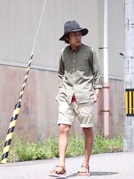 「INDIVIDUALIZED SHIRTS（インディビジュアライズドシャツ）のアイテム」を使った、INDIGOさん（メンズ・169cm）の夏コーディネート