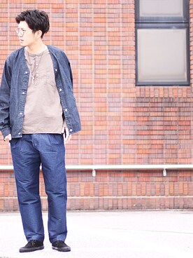 「ノーカラーシャツ」｜「アイテム（デニムジャケット）」を使った、INDIGOさん（メンズ・183cm）の秋コーディネート