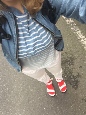 「ブルー x ホワイト」｜「アイテム（デニムジャケット）」を使った、Yuna Matsushimaさん（レディース・150cm）の春コーディネート