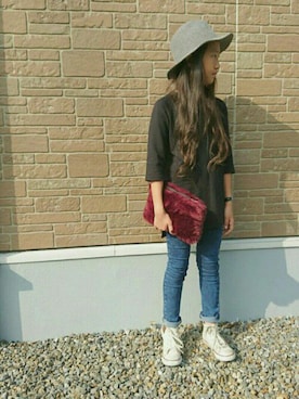 「Prism Stone（プリズムストーン）のアイテム」を使った、WAKO♡さん（キッズ・133cm）の秋コーディネート