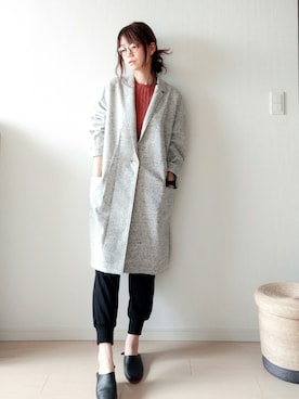 「無地党」｜「アイテム（チェスターコート）」を使った、♔ hiromi ♔さん（レディース・161cm）の秋コーディネート