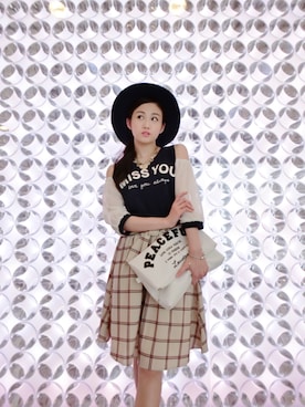 Katie Hui 許芯悅さんのコーディネート