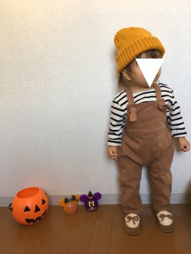 「ボーダーTシャツ」｜「アイテム（モカシン/デッキシューズ）」を使った、miiさん（キッズ・70cm）の秋コーディネート