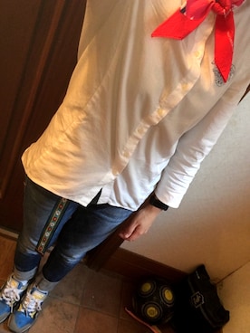 「marimekko（マリメッコ）のアイテム（ファッション雑貨、レッド系）」を使った、サンカクさん（レディース・163cm）の春コーディネート