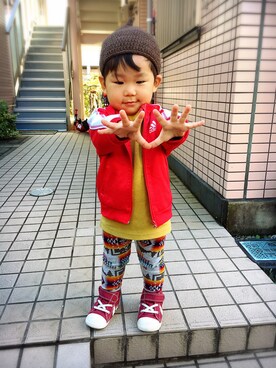 「アイテム（ジャージ、レッド系）」を使った、kikikiさん（キッズ・90cm）の秋コーディネート
