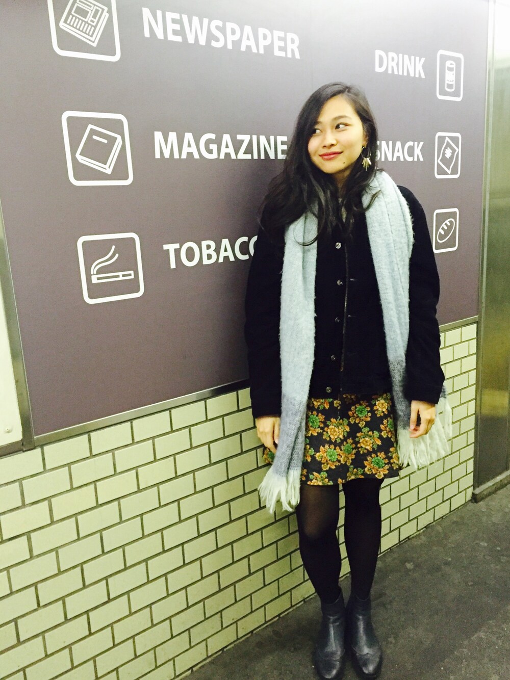 「winter、ootd、vintage、blue、SLY」｜「TSUMORI CHISATOのアイテム（ブーツ、ブルー系）」を使った、Yudira Majimaさん（レディース・169cm）の冬コーディネートの1枚目の写真