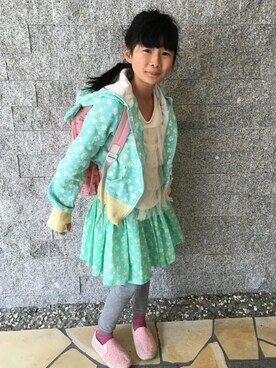「fafa（フェフェ）のアイテム（スカート）」を使った、ユカコさん（キッズ・130cm）の春コーディネート
