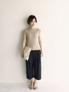 「アイテム（クラッチバッグ）」を使った、MAKORIさん（レディース・159cm）の春コーディネート