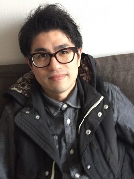「ダンガリーシャツ」｜「アイテム（ジャケット/アウター）」を使った、Ryo Maedaさん（メンズ・165cm）の秋コーディネート