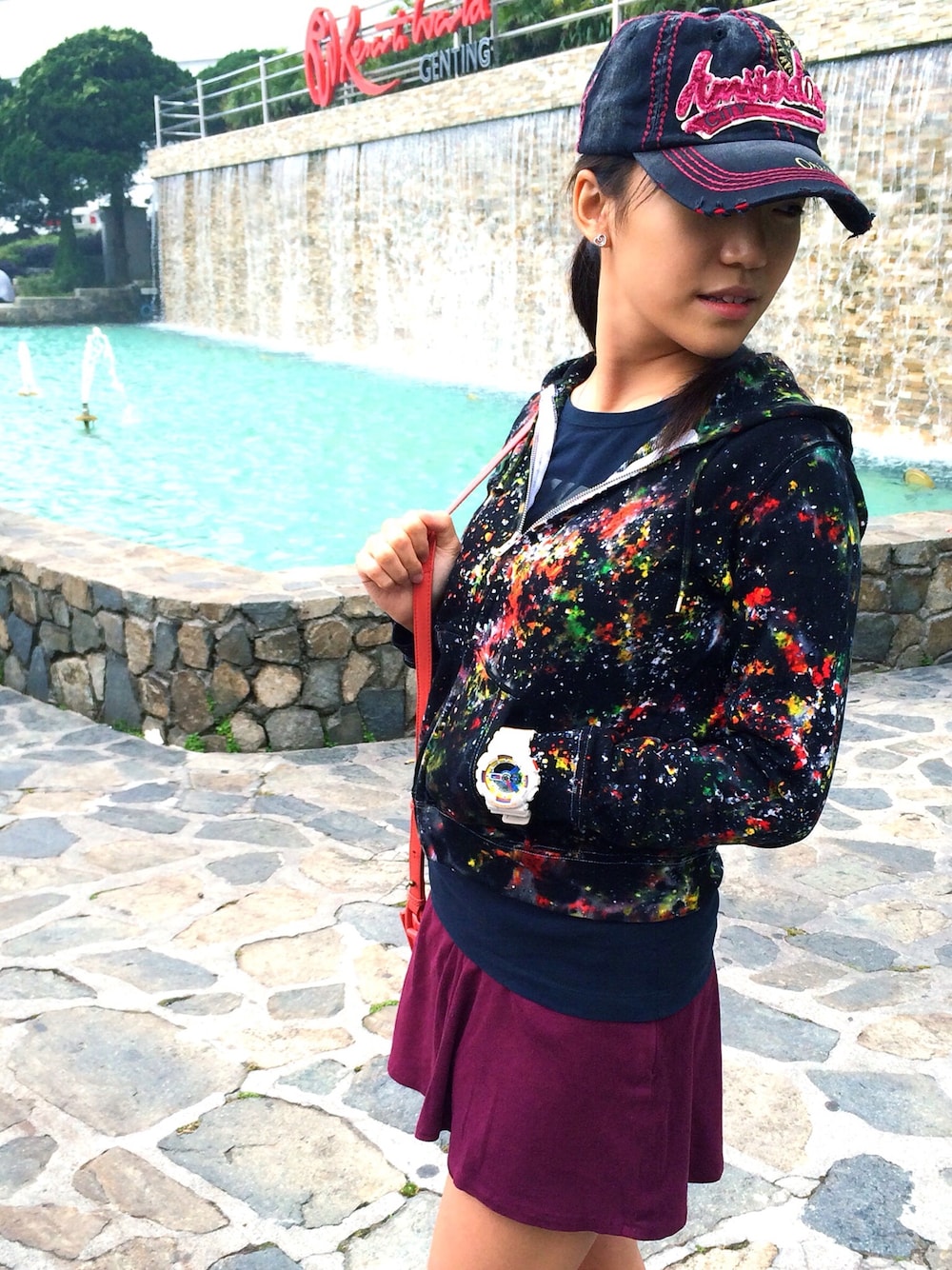 「black、wearsg、fashion、ootd、girl、WEARBOOKエントリー、STYLE、watch、asian、swag」｜「NIKEのアイテム（シャツ/ブラウス、ブラック系）」を使った、Koe Yeetさん（レディース・162cm）の秋コーディネートの1枚目の写真