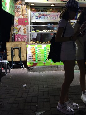 C.LOKYEEさんのコーディネート