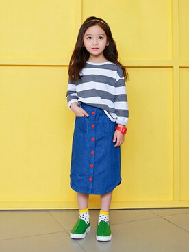 「アイテム（デニムスカート）」を使った、ILOVEJさん（キッズ・130cm）の冬コーディネート