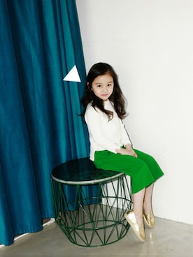 「アイテム（ニット/セーター）」を使った、ILOVEJさん（キッズ・120cm）の春コーディネート