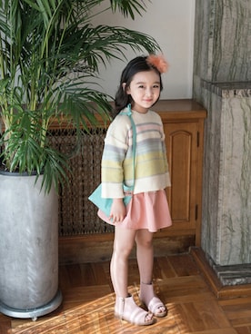 「アイテム（ニット/セーター）」を使った、ILOVEJさん（キッズ・120cm）の春コーディネート